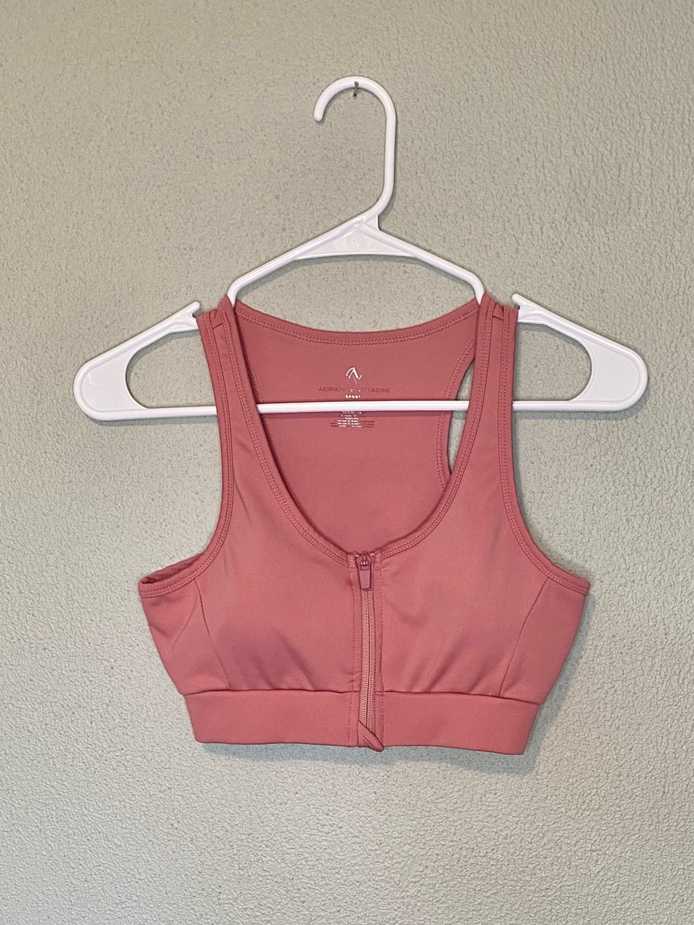 Adrienne Vittadini Zip Up Sports Bra